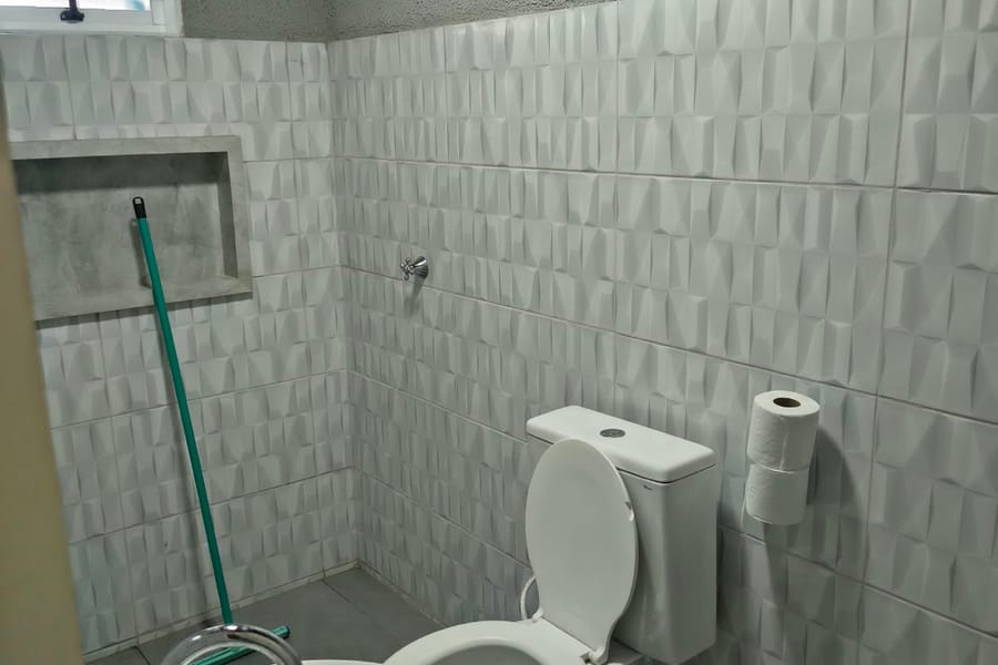 Banheiro privativo da suíte Rio de Janeiro
